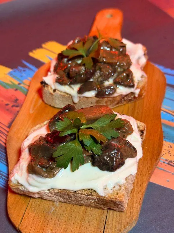 Funghi e fonduta di parmigiano
