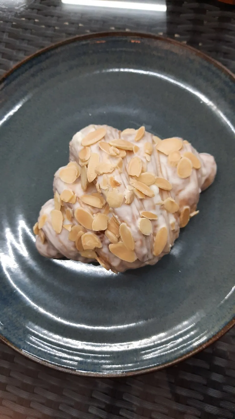 Almond croissant