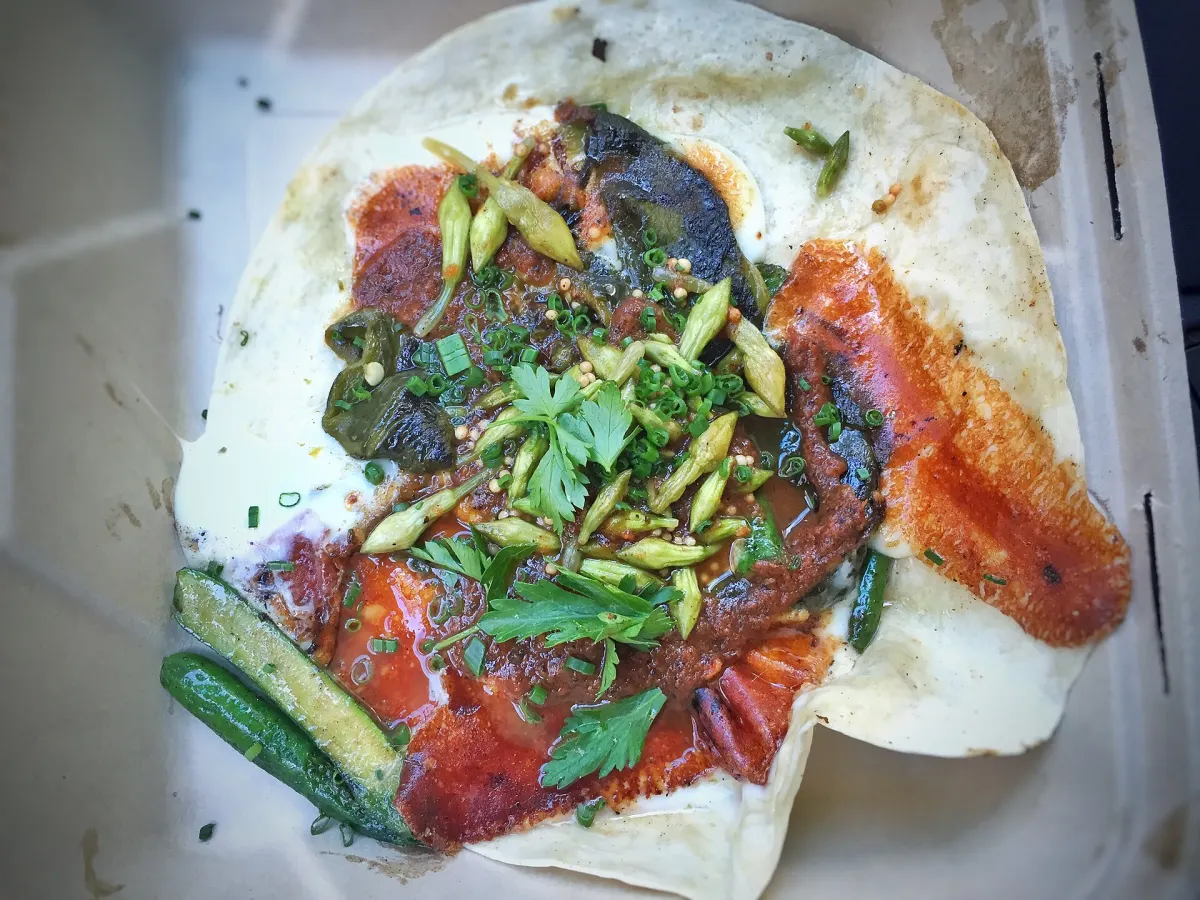Quesadilla de flor de calabaza
