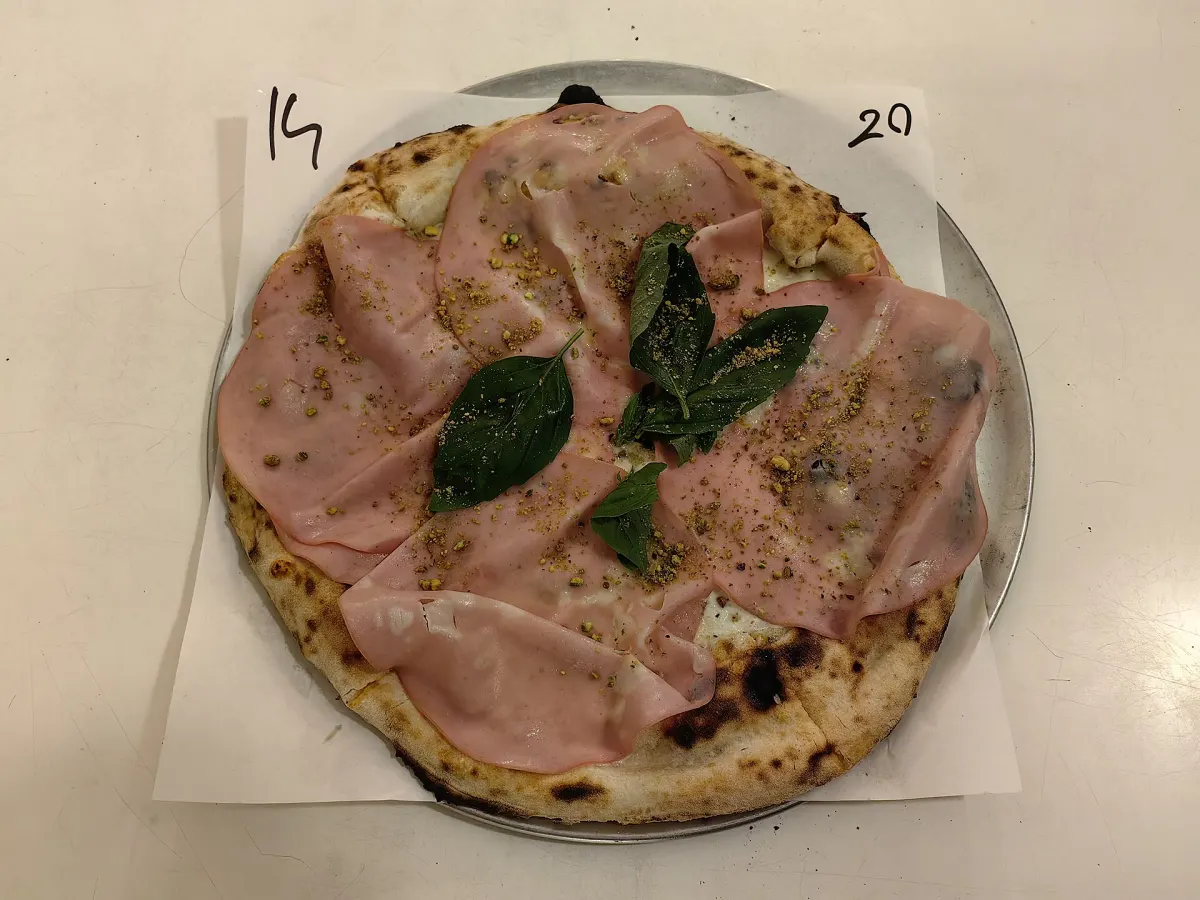 Mortadella e pistacchio