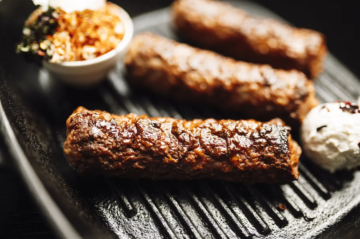 Two meat plate