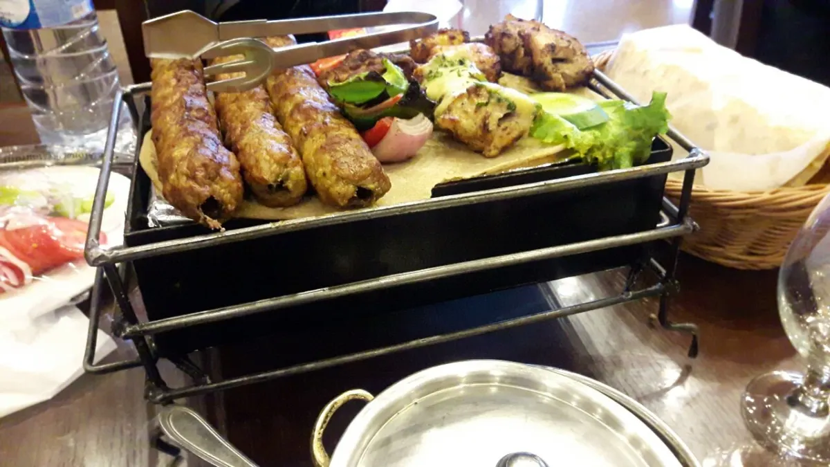 Three meat plate
